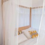 Handcrafted Modern Sheesham Wood Poster Bed - Image 4