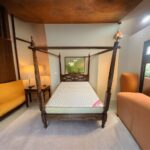 Wooden Poster bed - Image 5